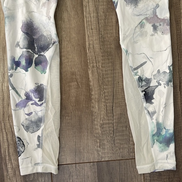 Athleta Leggings w/ Pockets size XXS - Picture 3 of 3